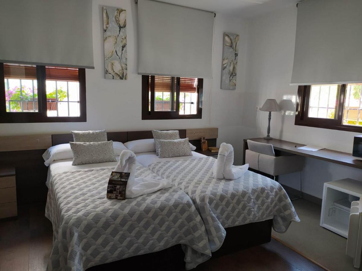 Hostal Rural Pico Aznaitin - Sierra Magina Albanchez de Úbeda Exterior foto